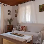 Tettix Villa *